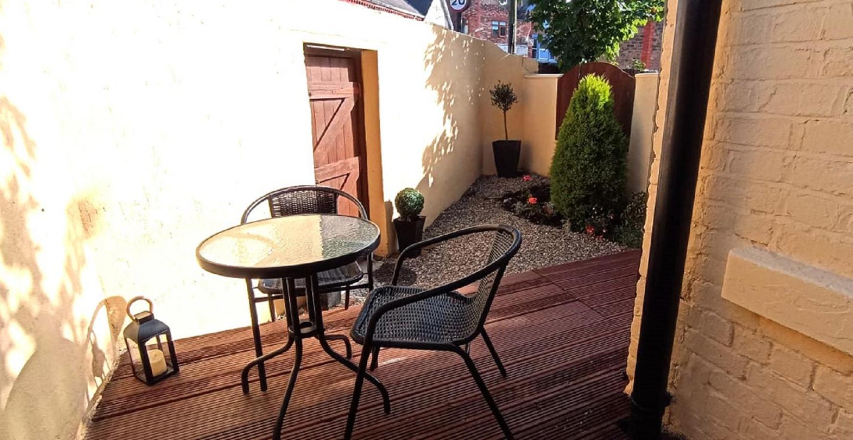 Home From Home Near Lfc, Efc & Train Station Liverpool Exterior foto